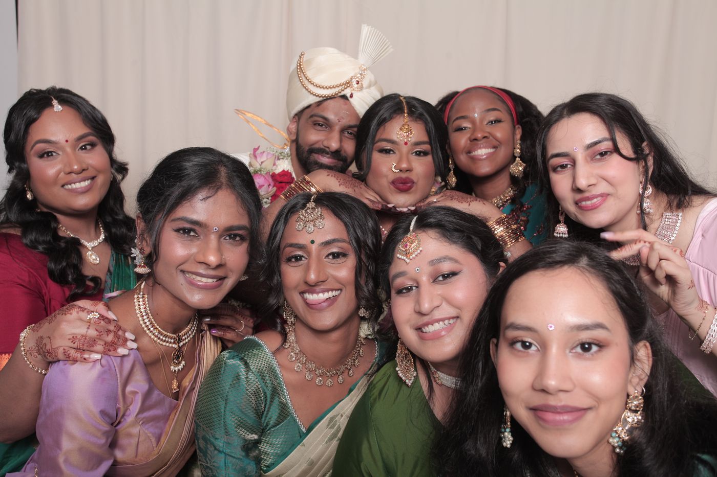 Wedding party candid photo, elegant neutrals theme